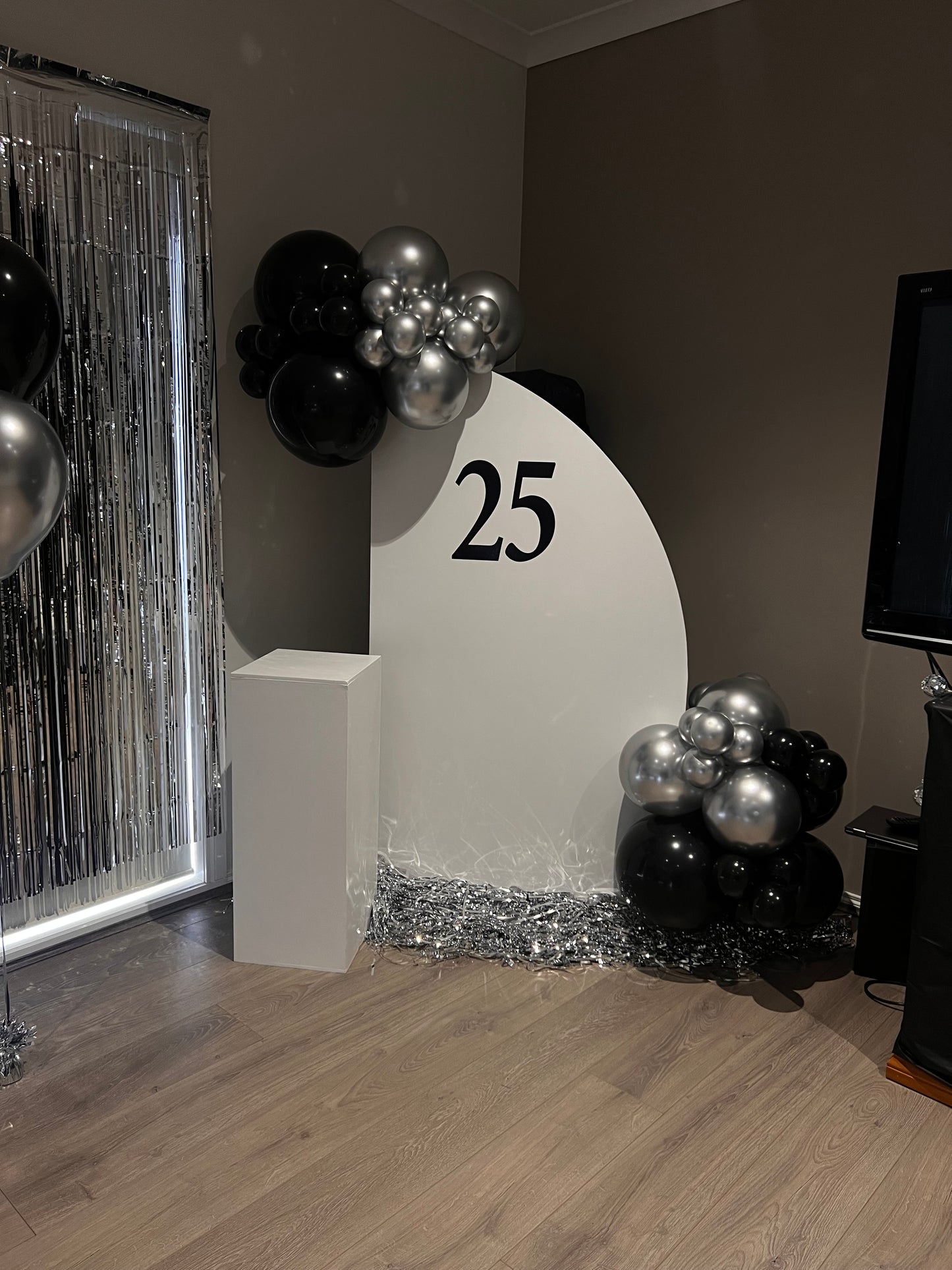 Sail Backdrop and Balloons