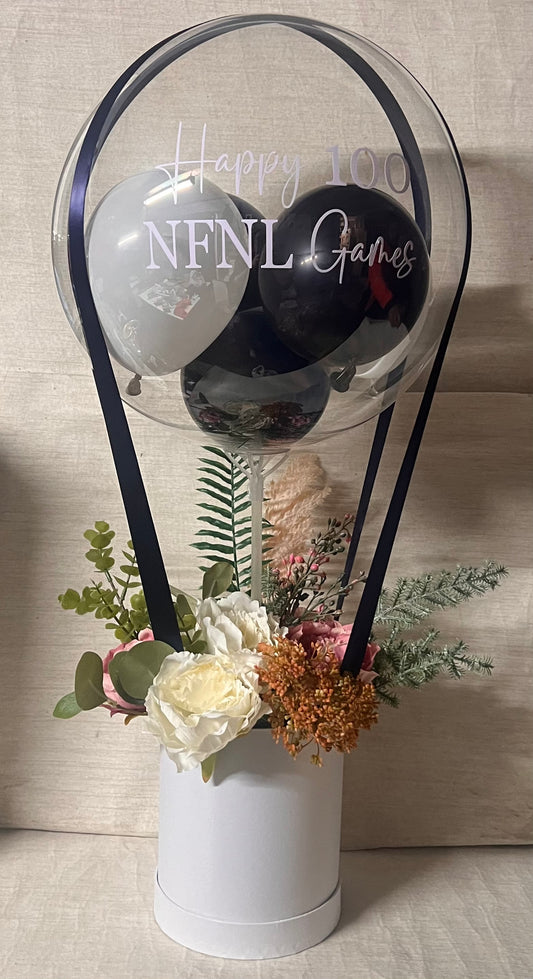 Artificial floral hamper